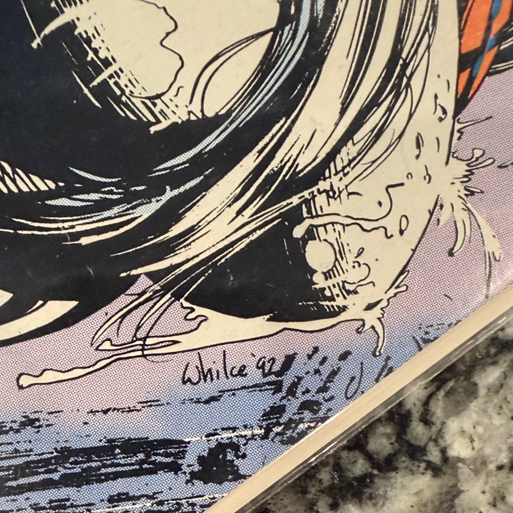 Marvel X-Men Comic with Yellow and Blue Logo - Picture 4 of 4